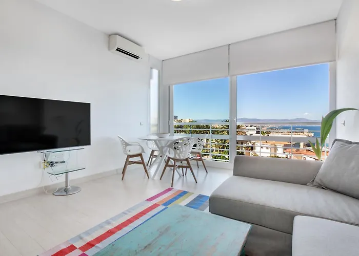 Apartamento Con Preciosas Vistas Al Mar *